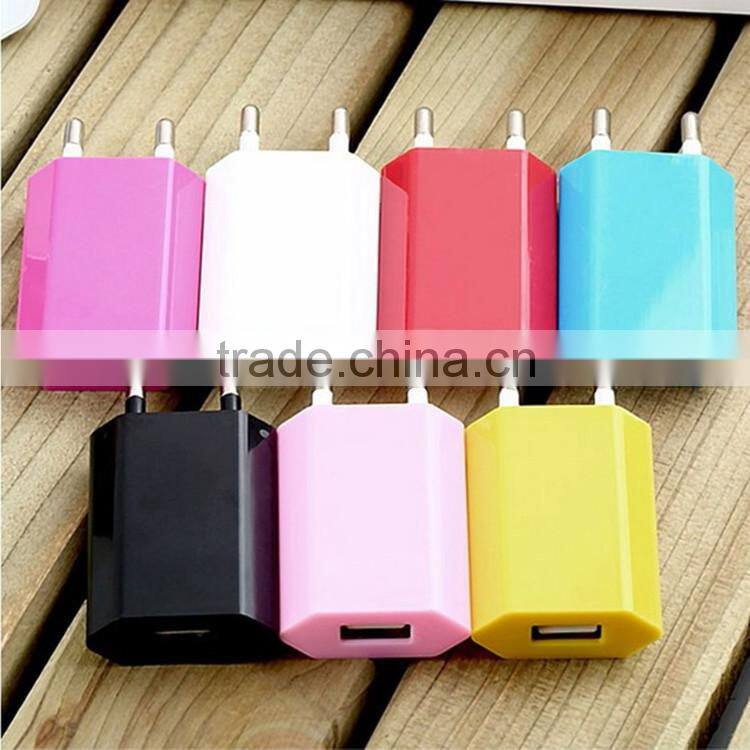 High efficient conversion 2.1A portable 4 port universal usb fast charger