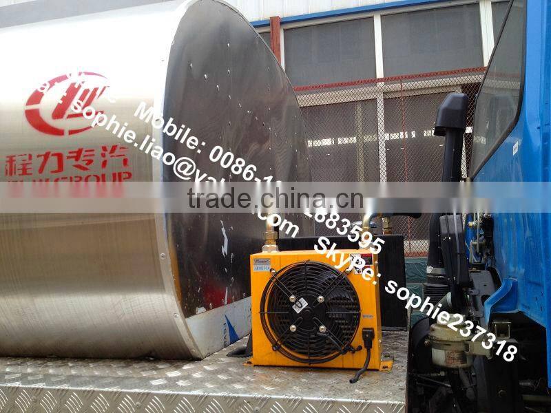 dongfeng 8-10t asphalt transport truck,bitumen tank truck,road marking truck for sale