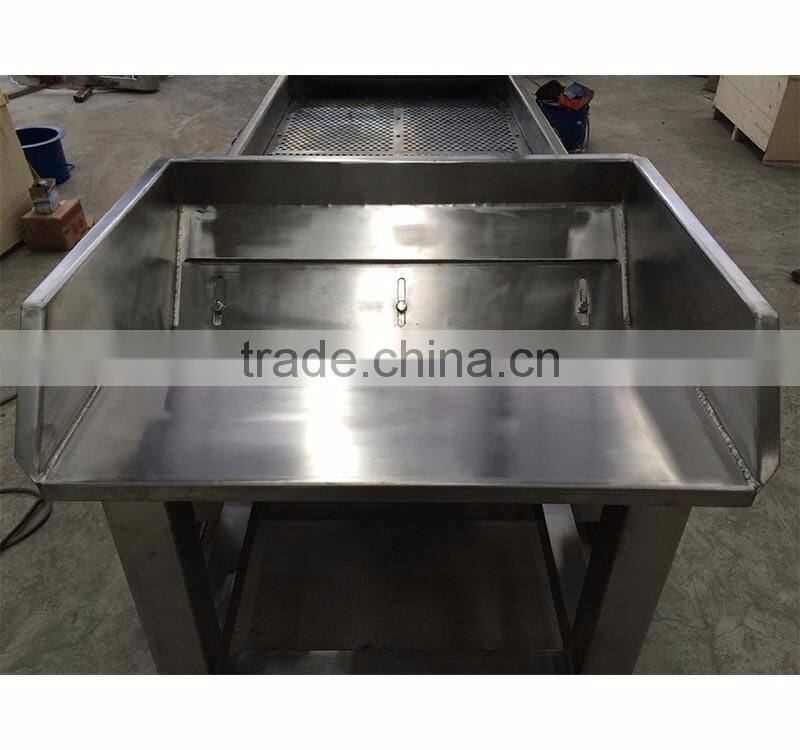 Used for chemicals carbon fertilizer carbon steel linear gravel shaker screen price