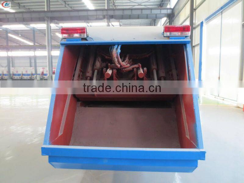 DONGFENG KINGRUN 4*2 Compression Garbage Box Truck 8m3