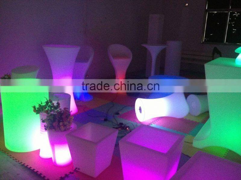 Hot Sale Modern Plastic LED Sofa YM-LS8076