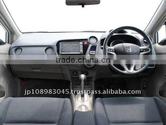 Insight Hybrid 1300cc car