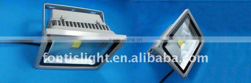 High lumen 32W LED Flood Light (3 years warranty)