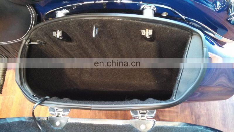 New Stylish Top Quality Motorbike Saddle Bags Waterproof PVC Studded Motorcycle Saddlebag Luggage Set Touring