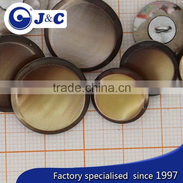 2015 cheap Dying, spraying, electroplate, laser logo ,printing,Resin doming trocas shell button