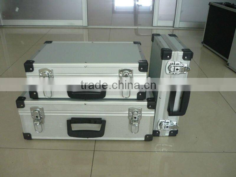 Consulta general sobre su caso de aluminio