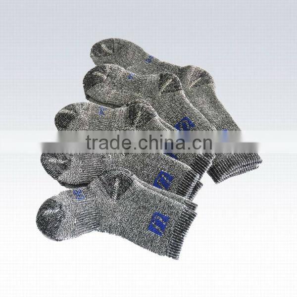 Middle calf merino wool hiking socks