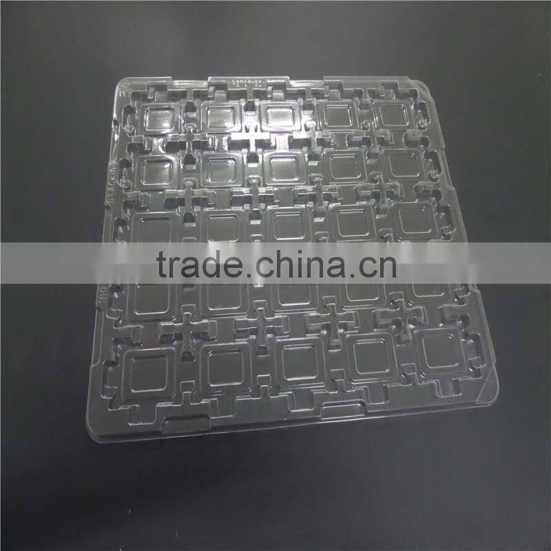 clear plastic rectangular tray