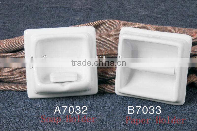 A7032 Pretty Ceramic Bathtub Soap Holder