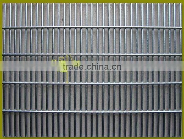 China factory supplying 8 guage 0.5"x3" mesh count edge protective barrier 358 security fencing anti climb mesh panels
