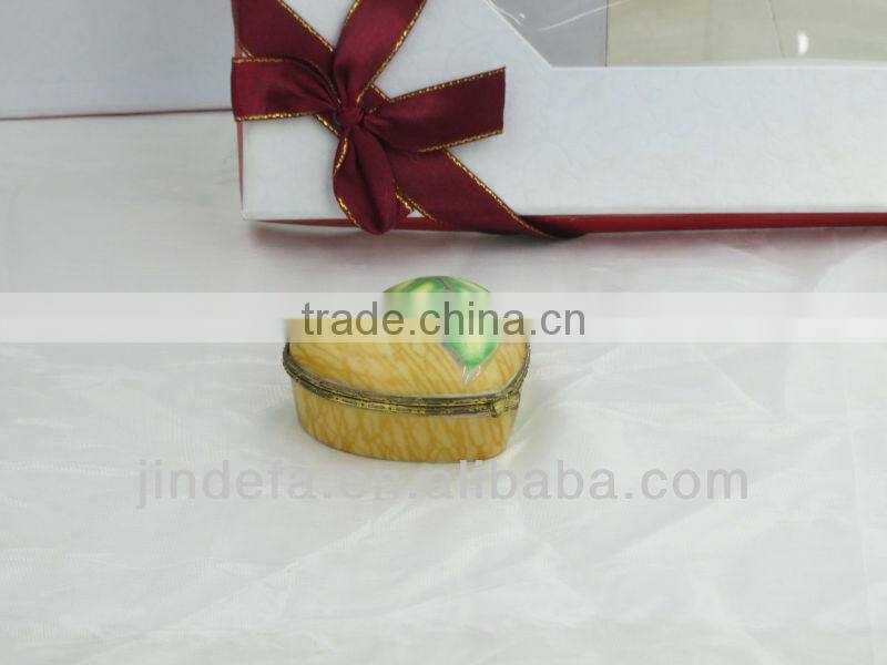porcelain/ceramic jewel box
