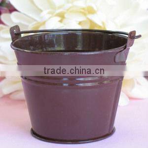 lovely trash can for decoration