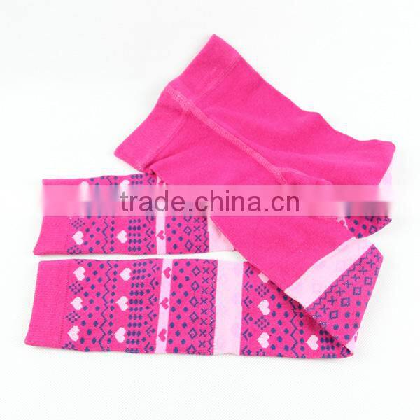 Lovely baby leggings with fashion pattern