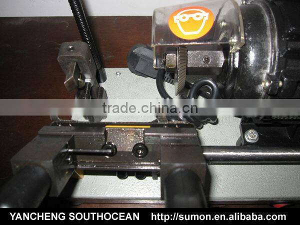 288D key cutting machine