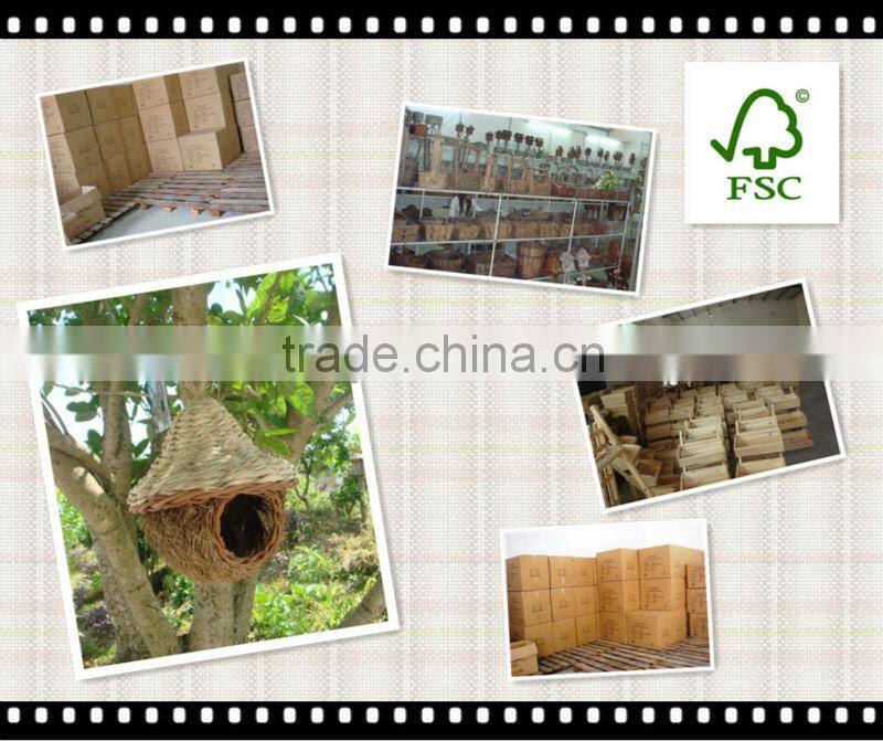 woven rope roosting pocket