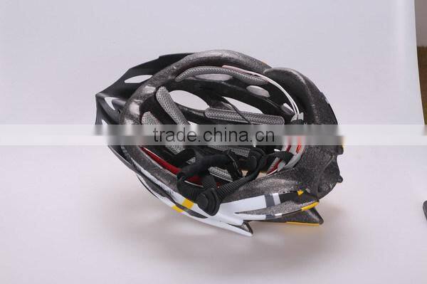 China wholesale PC in-mould sport helmet (with 22 air vents ) with high quality