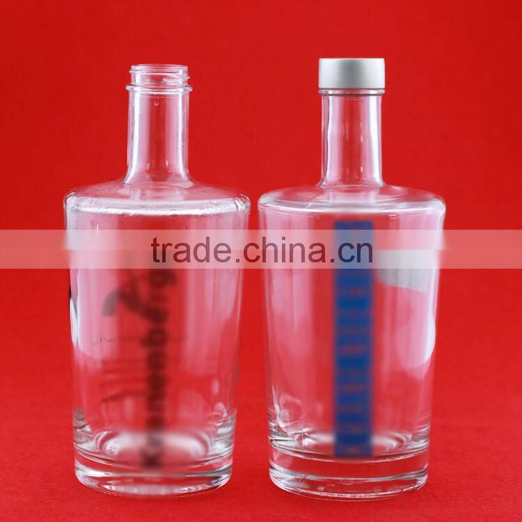 Wholesale empty beverage bottles vodka glass bottles 600ml drinks liquor bottles