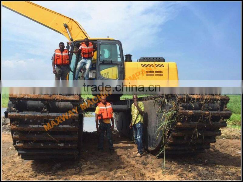 High Quality Durable Swamp Buggy Excavator Steel Chains and Track Shoes , Floating Excavator Chains , MAXWAY Machine Company