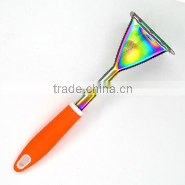Lowest Price Non-stick TPR handle Titanize kitchen potato mud maker