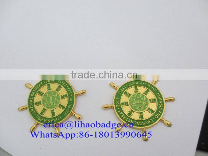 2016 Customized shape and logo Brass plating Sport Lapel pin badge with butterfly clutch Soft enamel Metal/Custom badge
