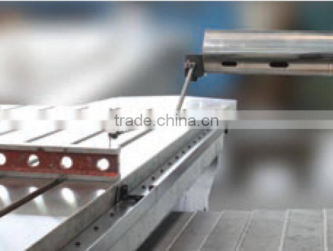 Horizontal Boring and Milling Machine with Digital Display