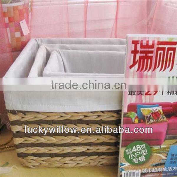 practical weaving hotel clothes storage basket