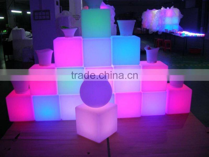 Energy saving stylished 16 colors change plastic LED cube chair/ table for sale