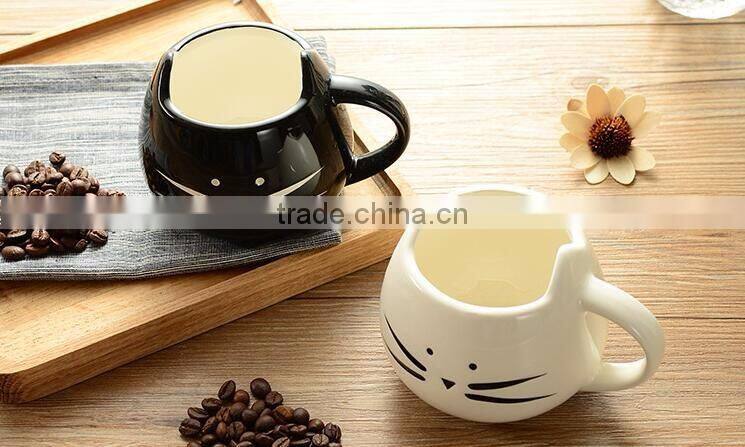 Creative gift Cartoon black and white ceramic cat mug