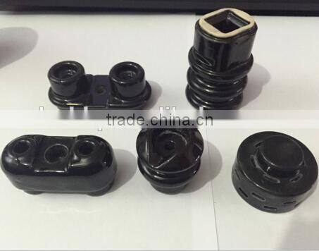 wall mounted intertwined cable ceramic insulator with factory price