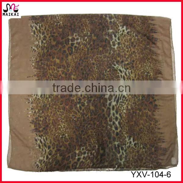 Classic leopard design animal printed polyester scarf