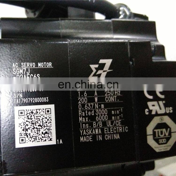 SGM7J-04AFC6S AC 200V 400W YASKAWA servo motor