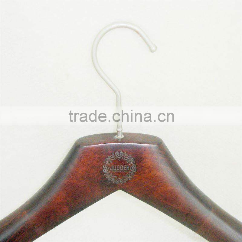 LP-13 t shirt solid wood hanger black wood hangers