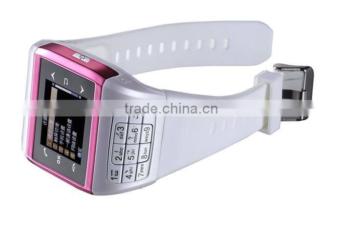 Hot selling Factory wholesale fashion bluetooth smart watch with keyboard Dual SIM Card Dual standby phone