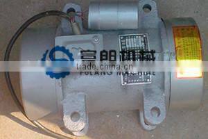 concrete block making machine with high viberating force/how to make a clay brick QT40-2