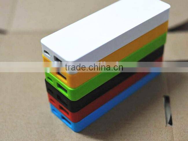 Factory new design suit case portable mobile power bank 2800mah