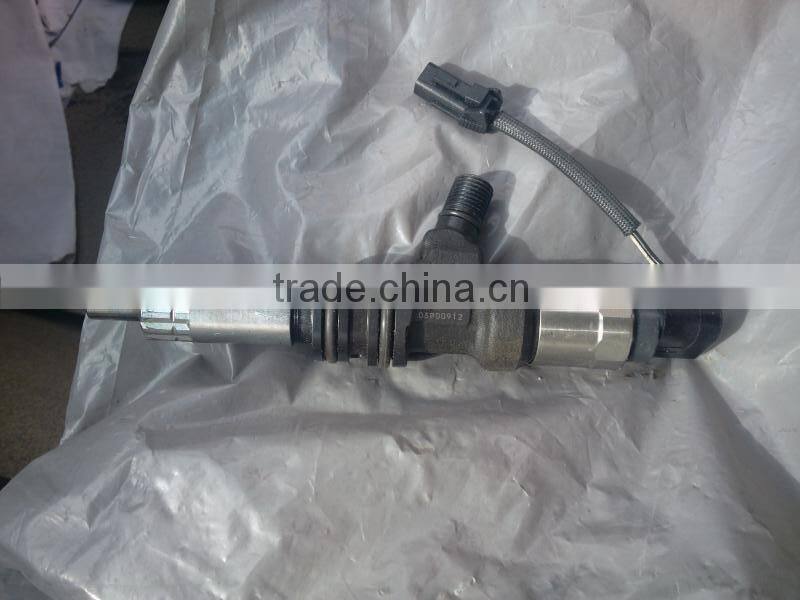 Original Denso diesel injector 095000-5450 for Mitsubishi 6M60 Engine, high quality