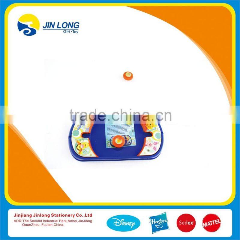 Plastic disc spinner game for kids