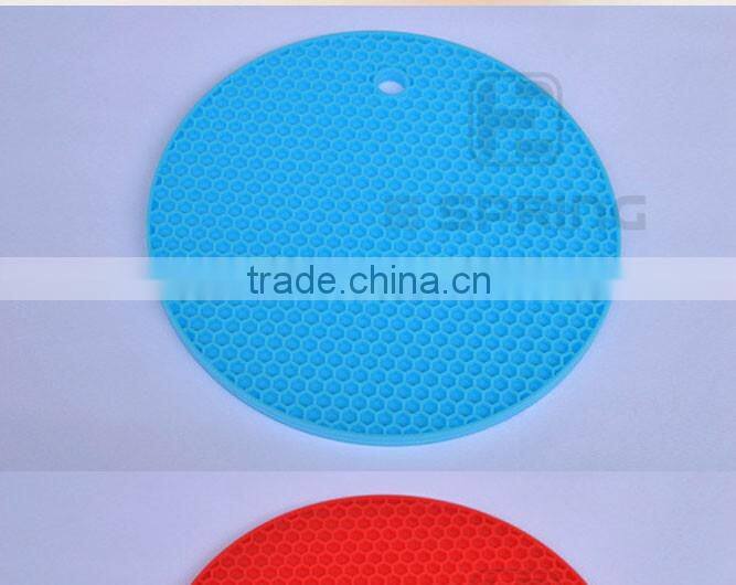 Heat Insulation Anti-skidding Silicone Table Mat