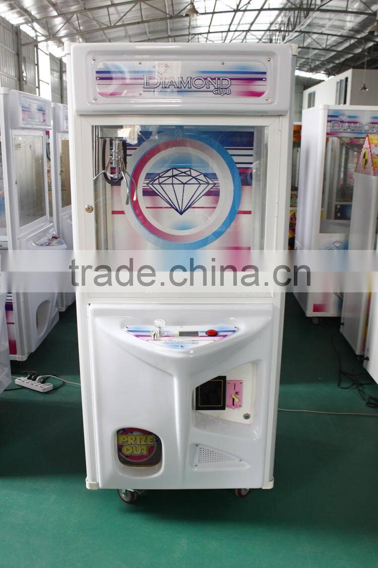 LSJQ-596 High quality popular claw machine/ arcade claw machine for sale/ crane claw machine for sale