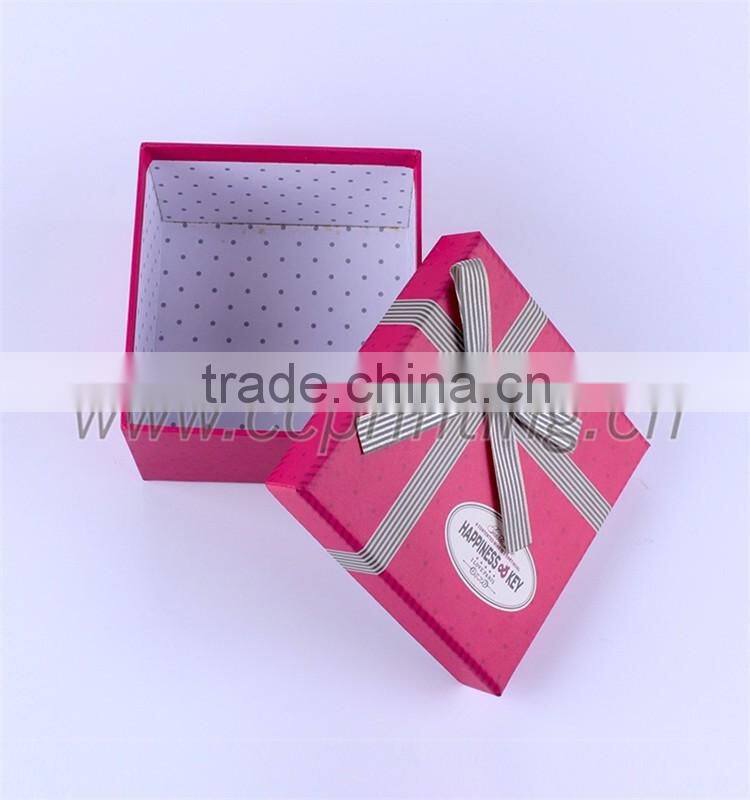 Beautiful gift box packaging and printing for christmas