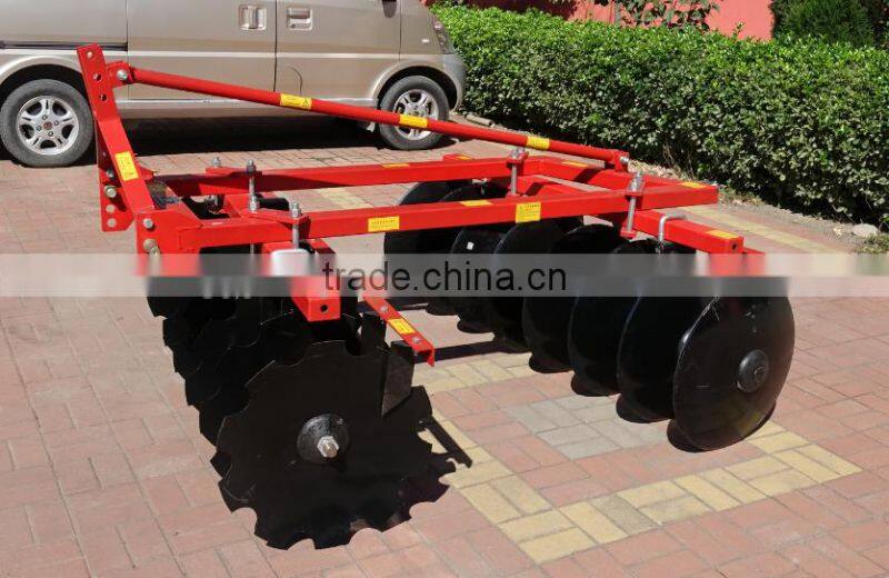 Agricultural seeding heavy harrow for ploughing