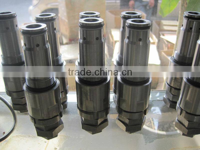 EX200-2 MAIN CONTROL VALVE , USED