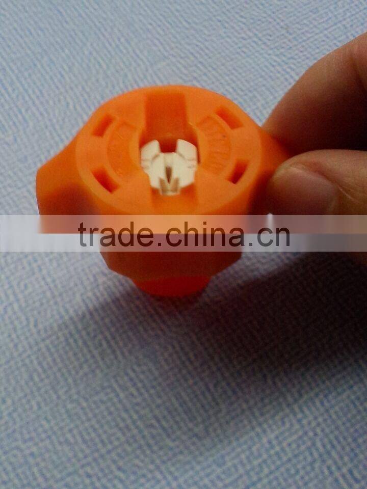 SPRAY NOZZLE For Conveyor belt lubrication In Beverage Industry