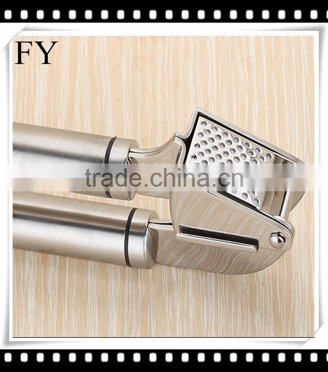 High grade factory direct sale manual garlic press and peeler
