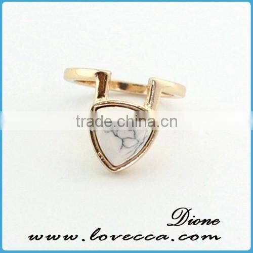 Alibaba Top Sale Natural Amethyst Bullet Shape Stone Vintage Pure Gold Ring for Woman