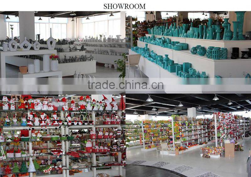 BSCI Audit Factory New design dimple ball shape White Ceramic tea light holders
