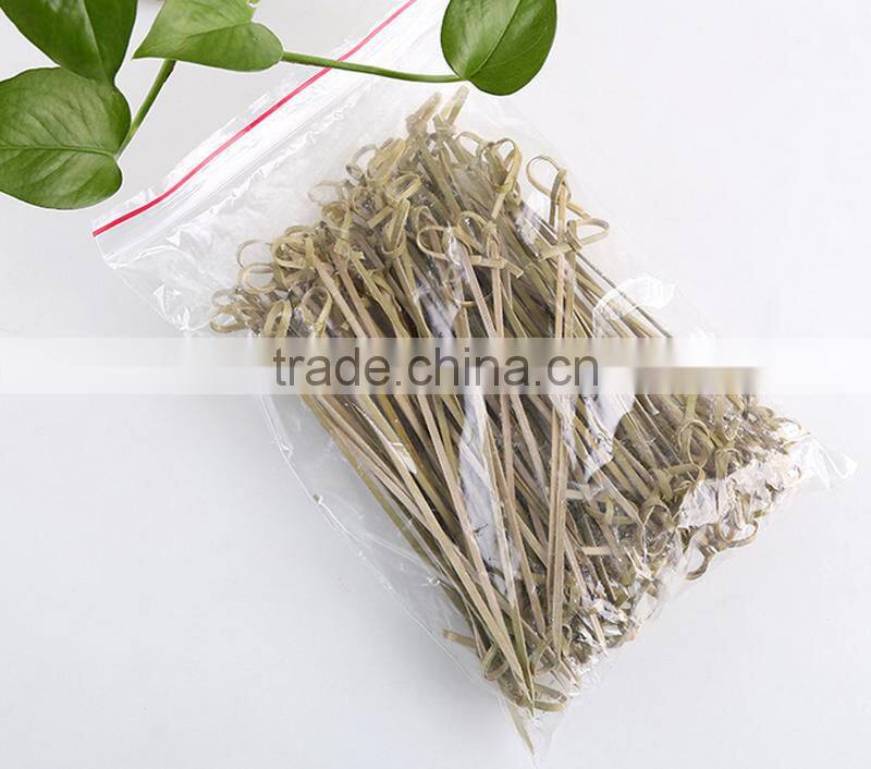 Natural flat bamboo fruit skewer for food,salad ,meat with smooth color surface
