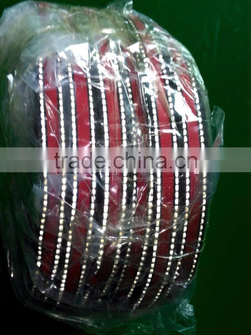 Double sides 1.0mm stitch glass beads reflective thread at the edge of webbing