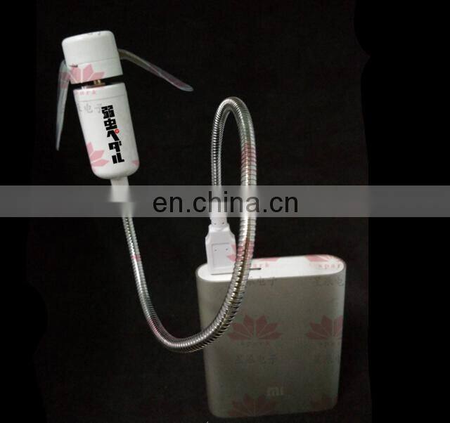 green and red USB mini fan robot fan