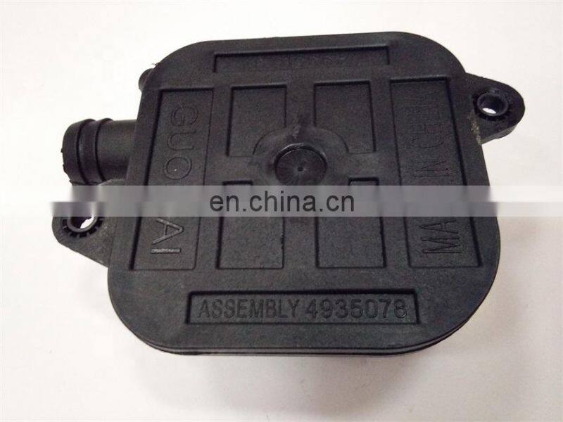 6L ISL QSL Diesel Engine Parts 4935079 4935078 Breather Housing